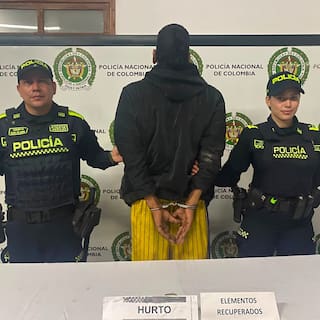 Hombre habría robado un celular y luego agredido a su padre cuando intentaba refugiarse en su casa en Girón