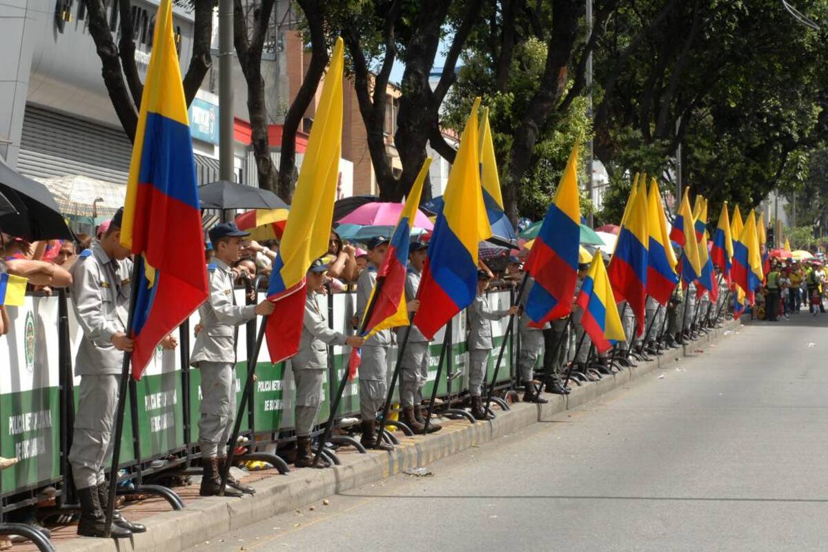 Hoy, el principal acto de conmemoración de la independencia es el desfile cívico-militar, un espacio en el que puede participar toda la familia. La jornada cuenta con un programa lleno de patria. (Foto: Archivo / VANGUARDIA LIBERAL)