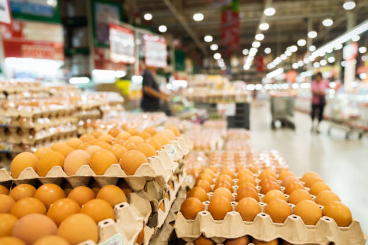 FDA emite alerta y retiran 1,5 millones de docenas de huevos por posible salmonela en Texas, Estados Unidos.