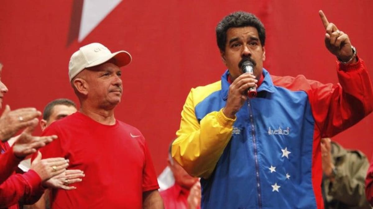 Hugo 'El Pollo' Carvajal, el hombre que guarda los secretos más importantes de la estructura de poder que montó Hugo Chávez y que heredó Nicolás Maduro.