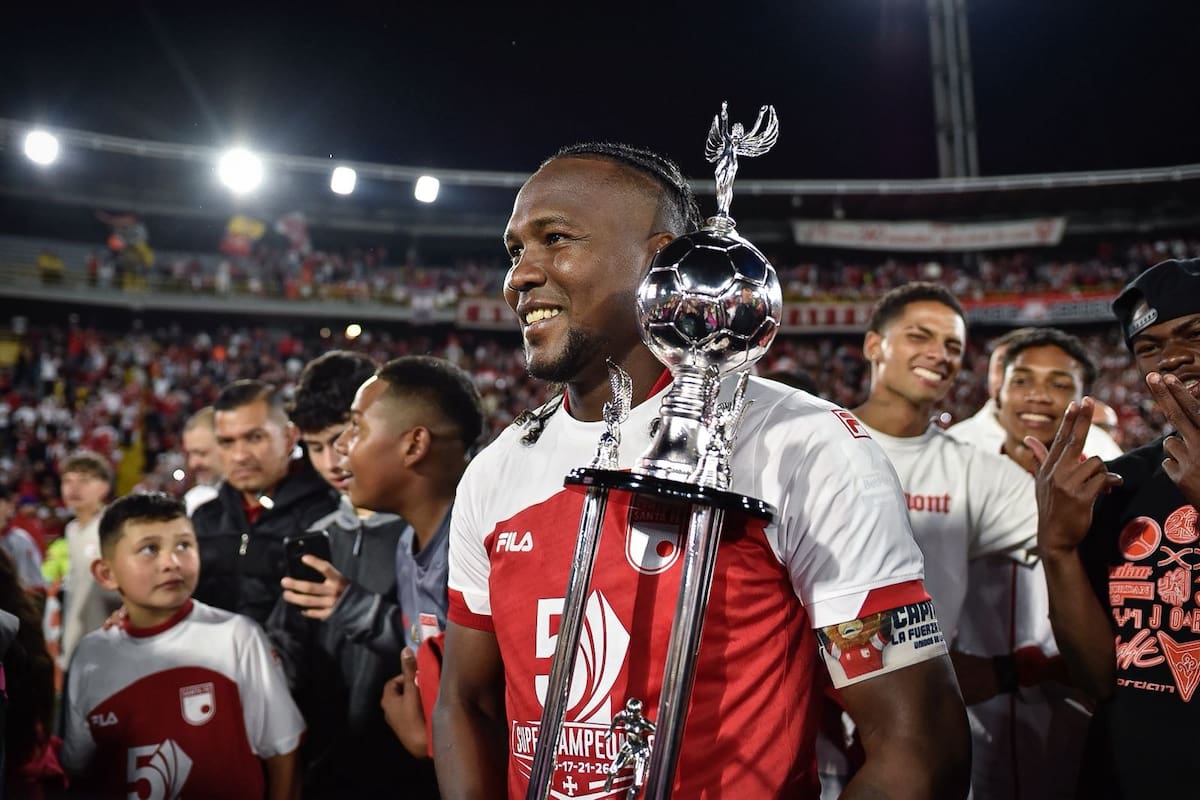 Hugo Rodallega piensa en la Selección Colombia tras brillar en la Superliga con Santa Fe: esto dijo. Foto: Colprensa.