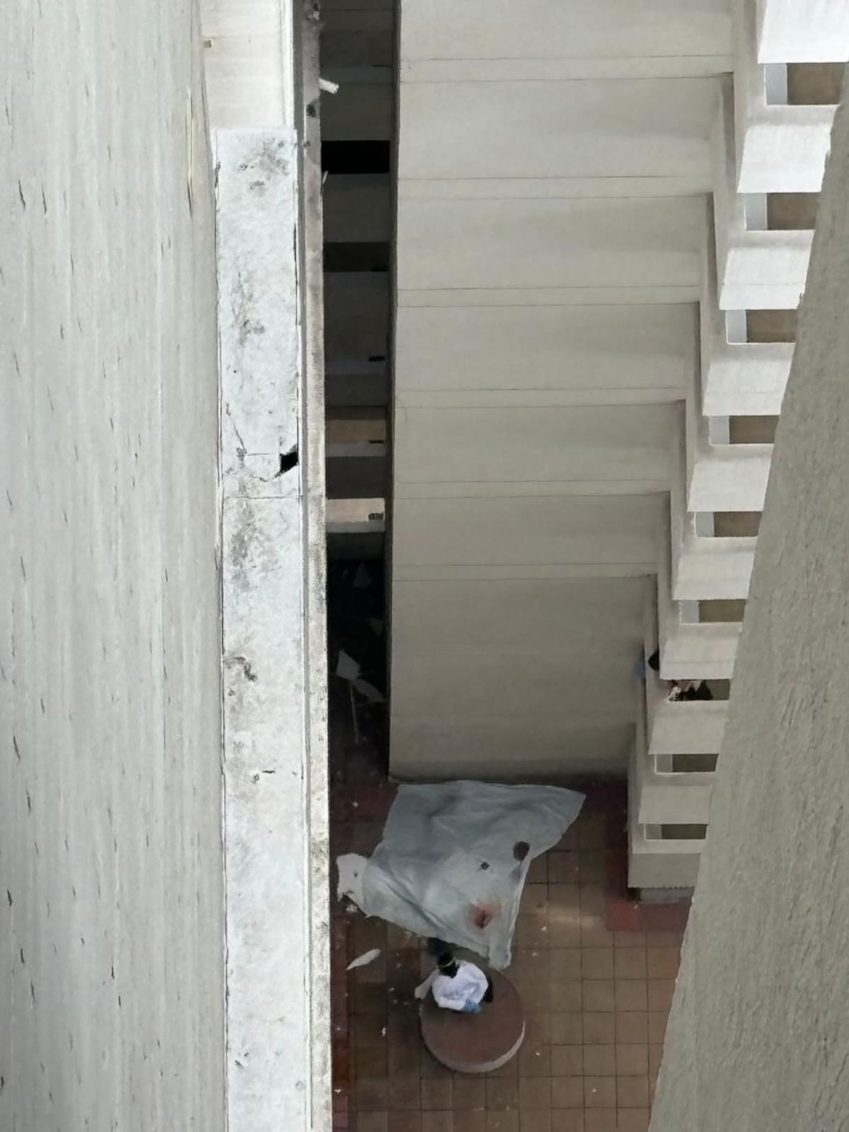 Identifican al hombre que cayó al vacío desde el piso 30 de un edificio en Bucaramanga, Foto: Marco Valencia