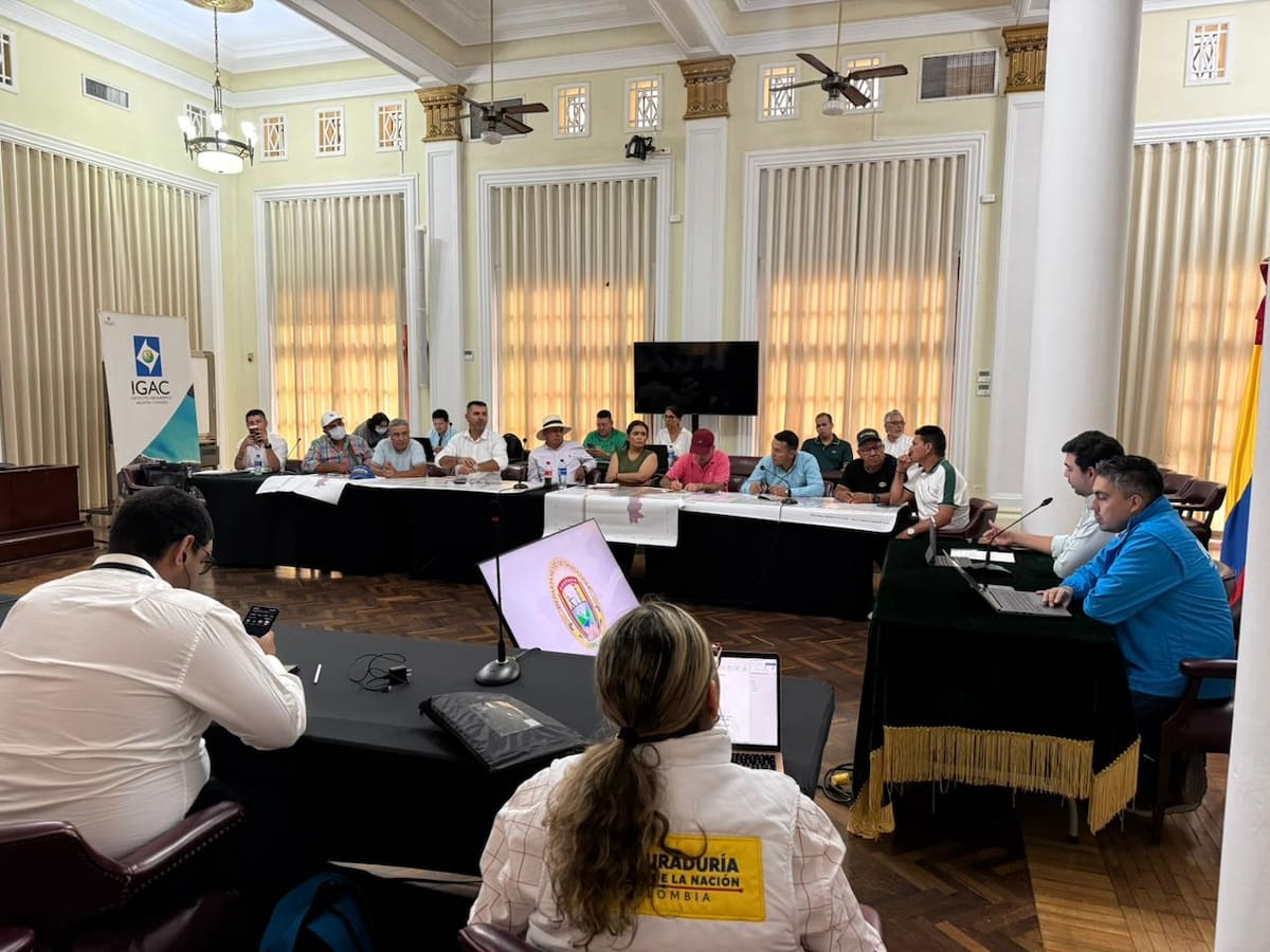 Reunión entre IGAC, campesinos, Gobernación y Alcaldías.