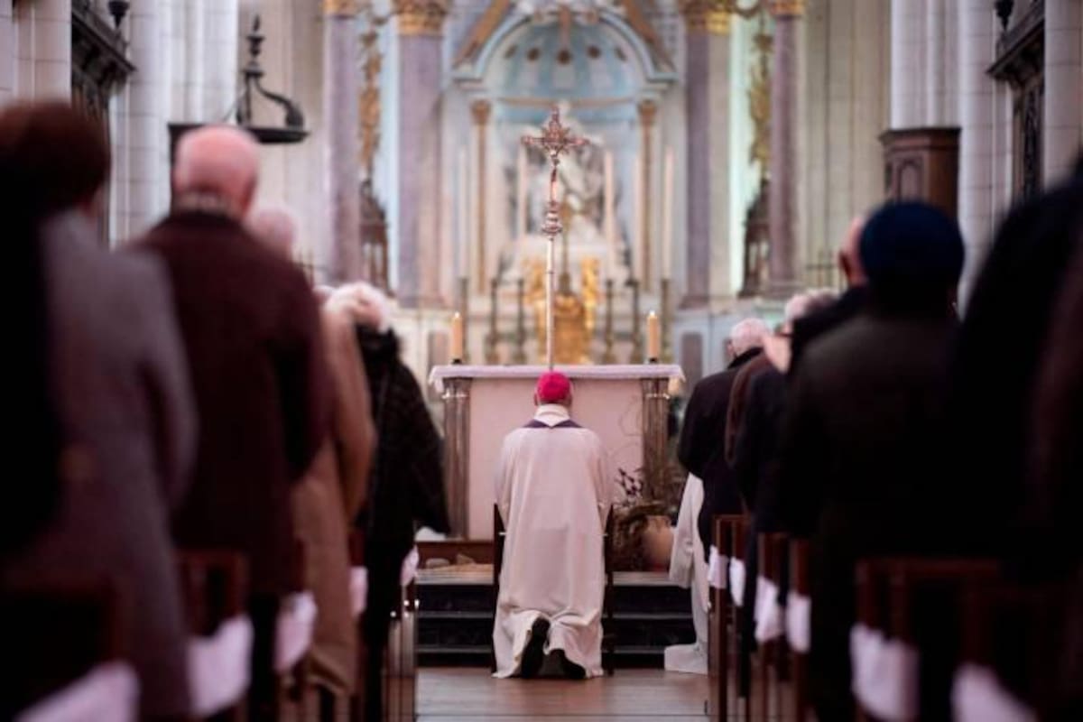 La Corte Constitucional mantuvo la orden para que organizaciones religiosas entreguen información sobre sacerdotes denunciados por presuntos abusos sexuales contra menores de edad. Archivo/ Vanguardia