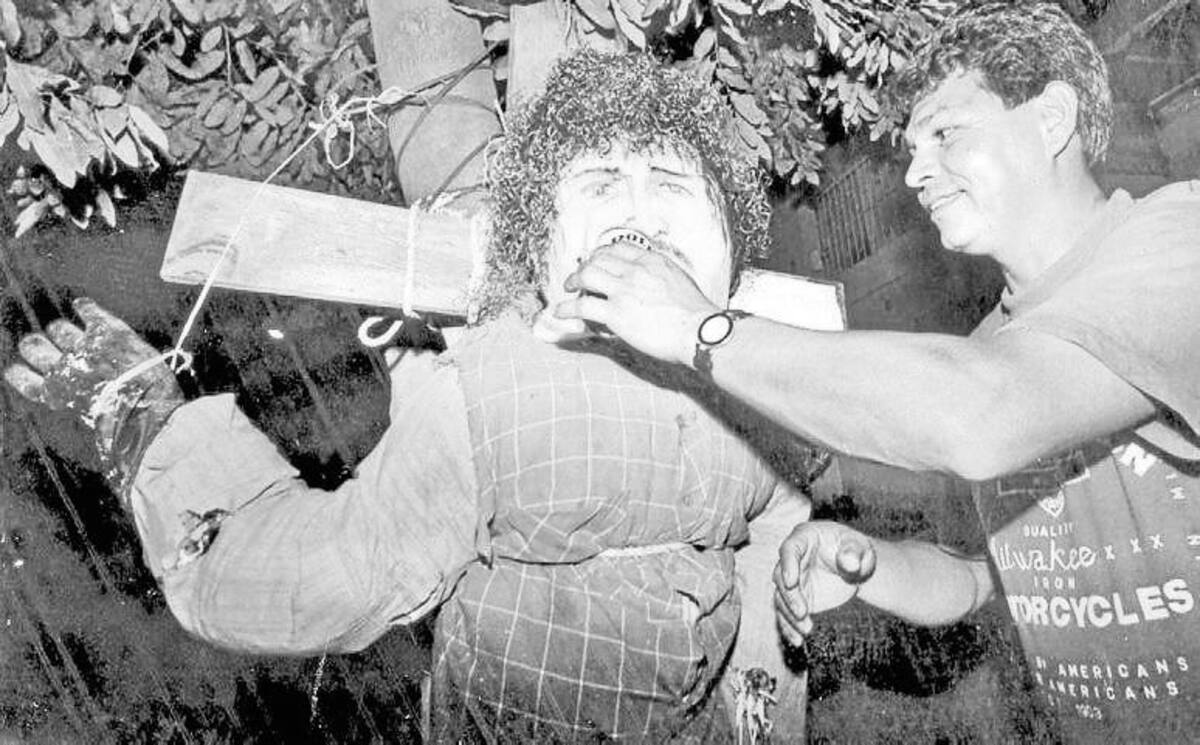Los años viejos eran la sensación en los barrios. (Foto: Archivo / VANGUARDIA)