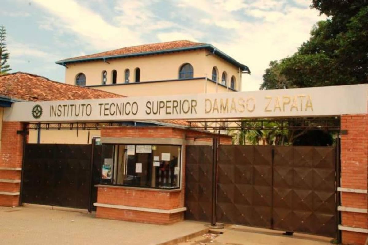 Con una inversión de $10.500 millones inició la reconstrucción del Instituto Técnico Dámaso Zapata en Bucaramanga Archivo Vanguardia