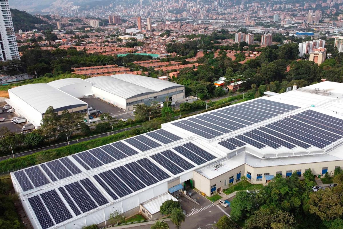 Suministrada / VANGUARDIA El fondo se apoyará en la compañía Erco Energía, empresa de energía digital más grande de Colombia, para que impulse la construcción de plantas solares en el país, incluido en Santander, con capacidad para generar hasta 700 megavatios.
