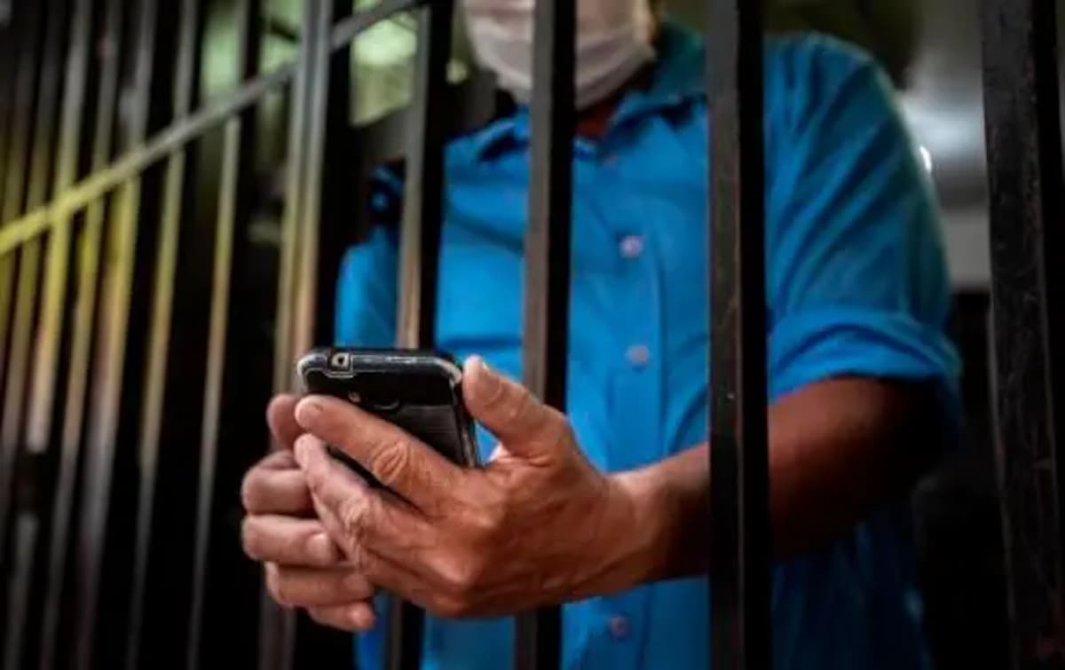 Delincuentes siguen operando desde las cárceles.