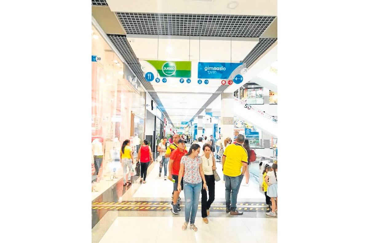 Suministrada Megamall / VANGUARDIA