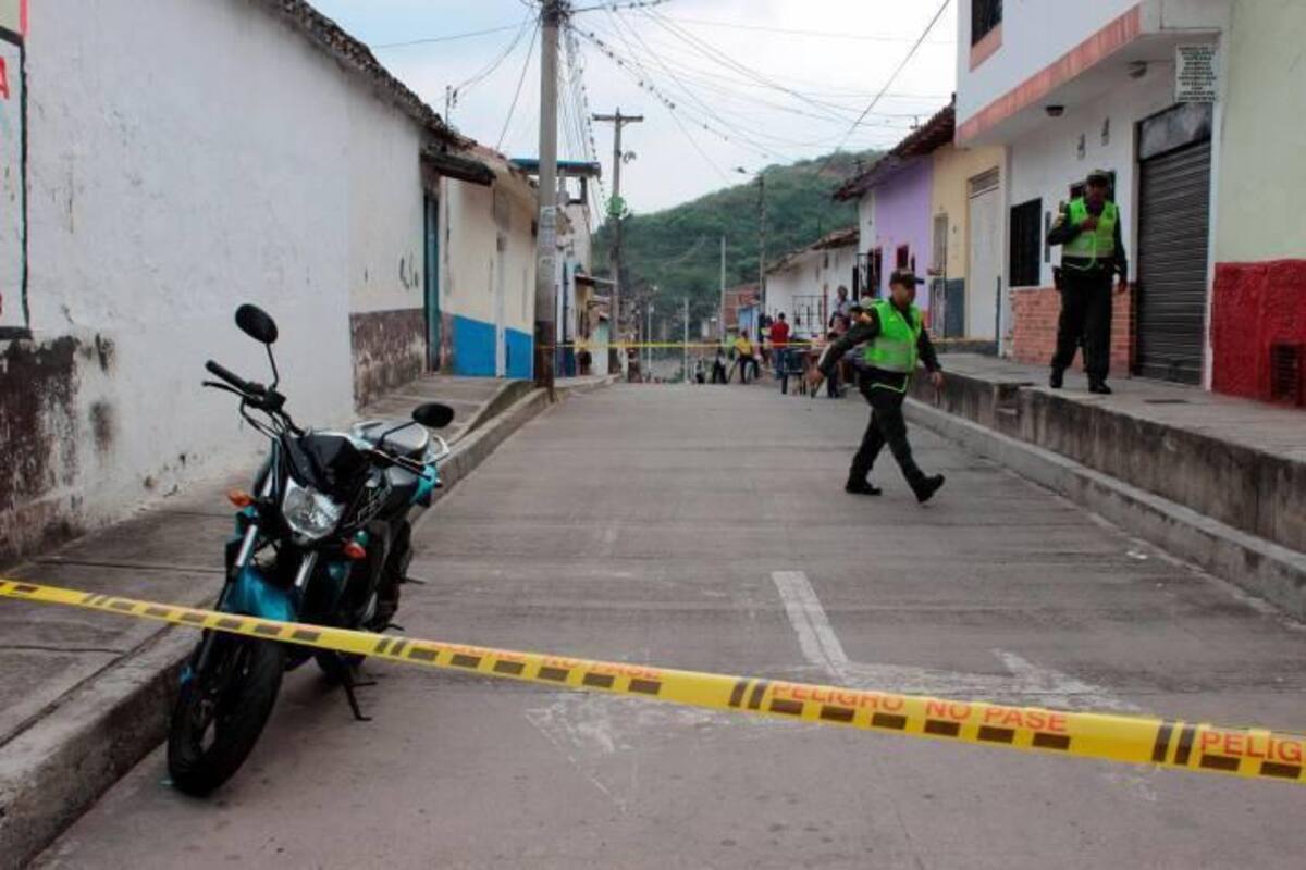 Los vecinos del sector, alertados por los gritos de auxilio, contactaron a la policía, que llegó rápidamente al lugar del suceso. FOTO: IMAGEN DE REFERENCIA