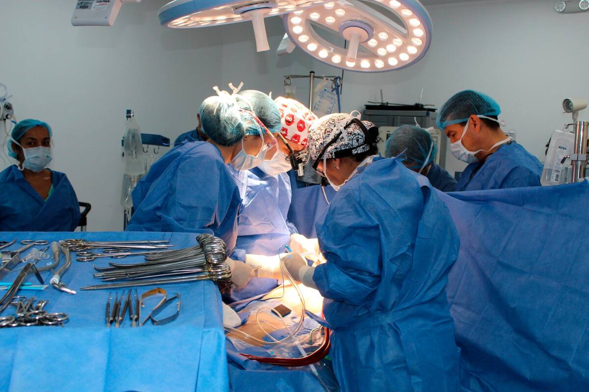 Mariana deberá viajar cada dos meses a Bucaramanga para monitorear el avance de la operación, y llevar control de los medicamentos que deberá tomar para que la sangre no forme coágulos dentro del dispositivo. (Foto: Suministrada / VANGUARDIA)