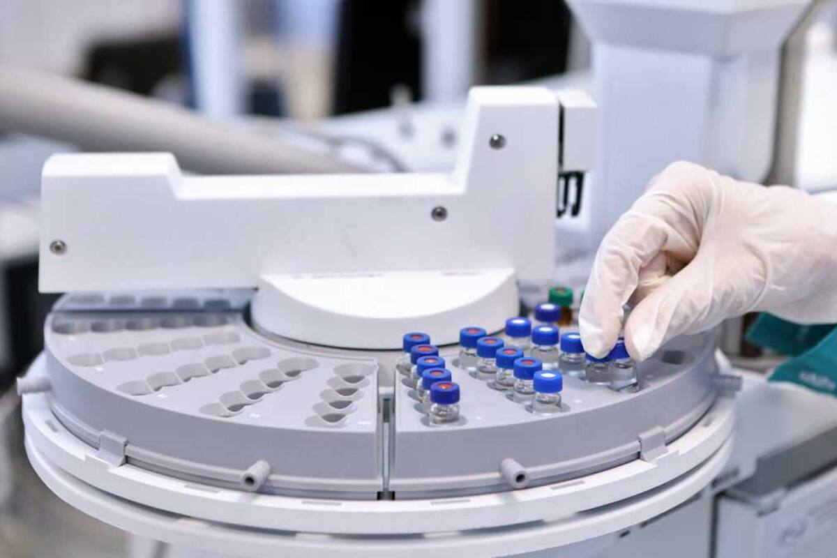 Las exigencias que debe cumplir la vacuna de Pfizer impuestas por la UE EFE/VANGUARDIA