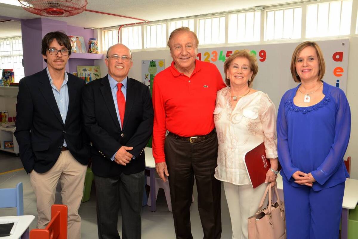 Alejandro Ordoñez Ortiz, Cesar Torres Macías, Rodolfo Hernández, alcalde de Bucaramanga; Lilia Amanda Patiño y Ana Leonor Rueda. (Foto: Hernando Galeano / VANGUARDIA LIBERAL )