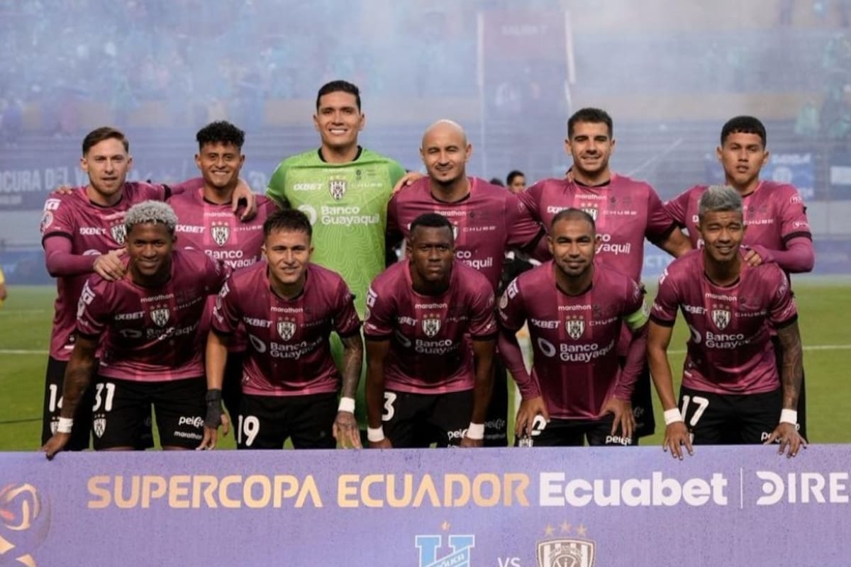 Independiente del Valle vence a Católica y conquista su segunda Supercopa Ecuador. Foto: FEF