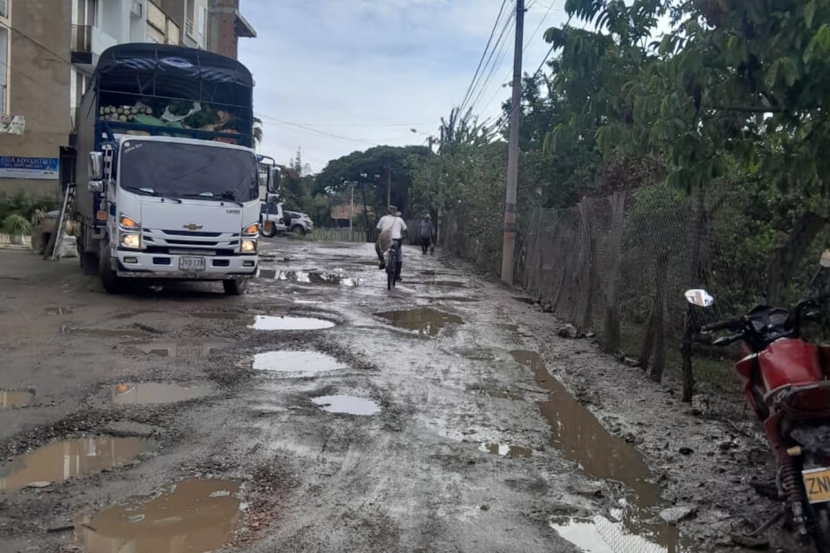 Inicia pavimentación de la vía Barbosa–Cite con apoyo de la Gobernación de Santander