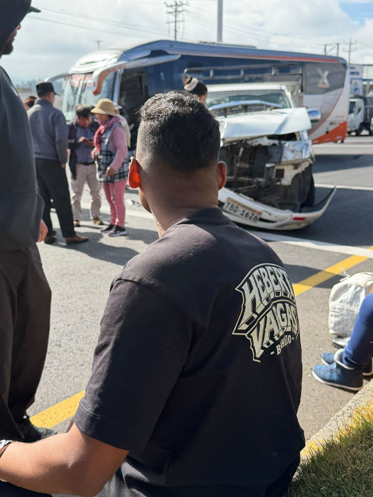 Integrantes de la agrupación de Hebert Vargas se accidentaron en Ecuador Foto: COLPRENSA