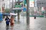 Bangkok declara desastre en sus 50 distritos por inundaciones tras fuertes lluvias