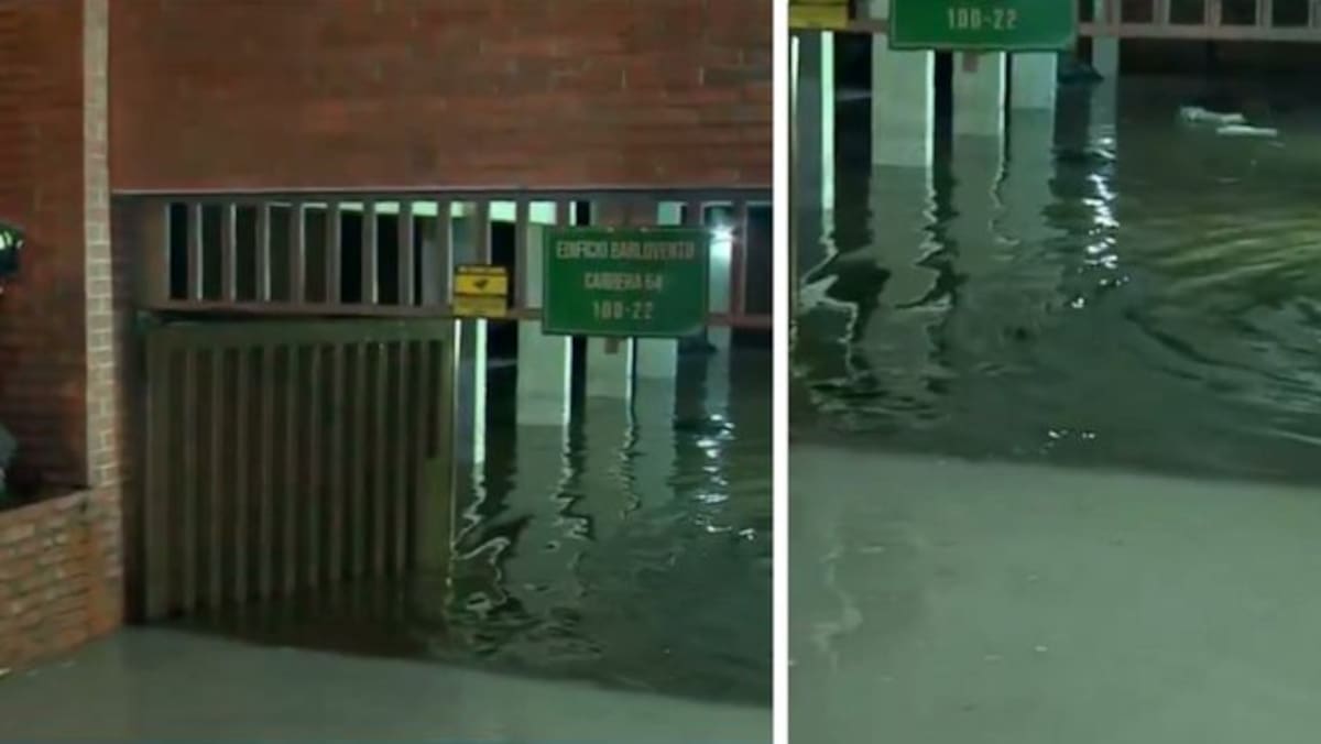 Emergencias por lluvias de Bogotá: persona quedó atrapada en su carro por inundación en parqueadero; seis vehículos resultaron afectados.