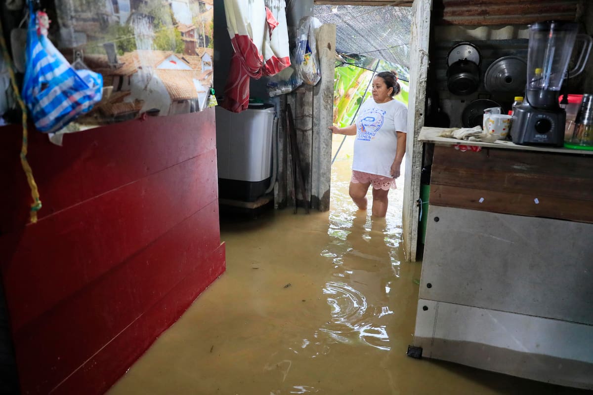 Inundaciones en Córdoba y Sucre dejan 14 muertos y miles de viviendas destruidas por lluvias. | EFE