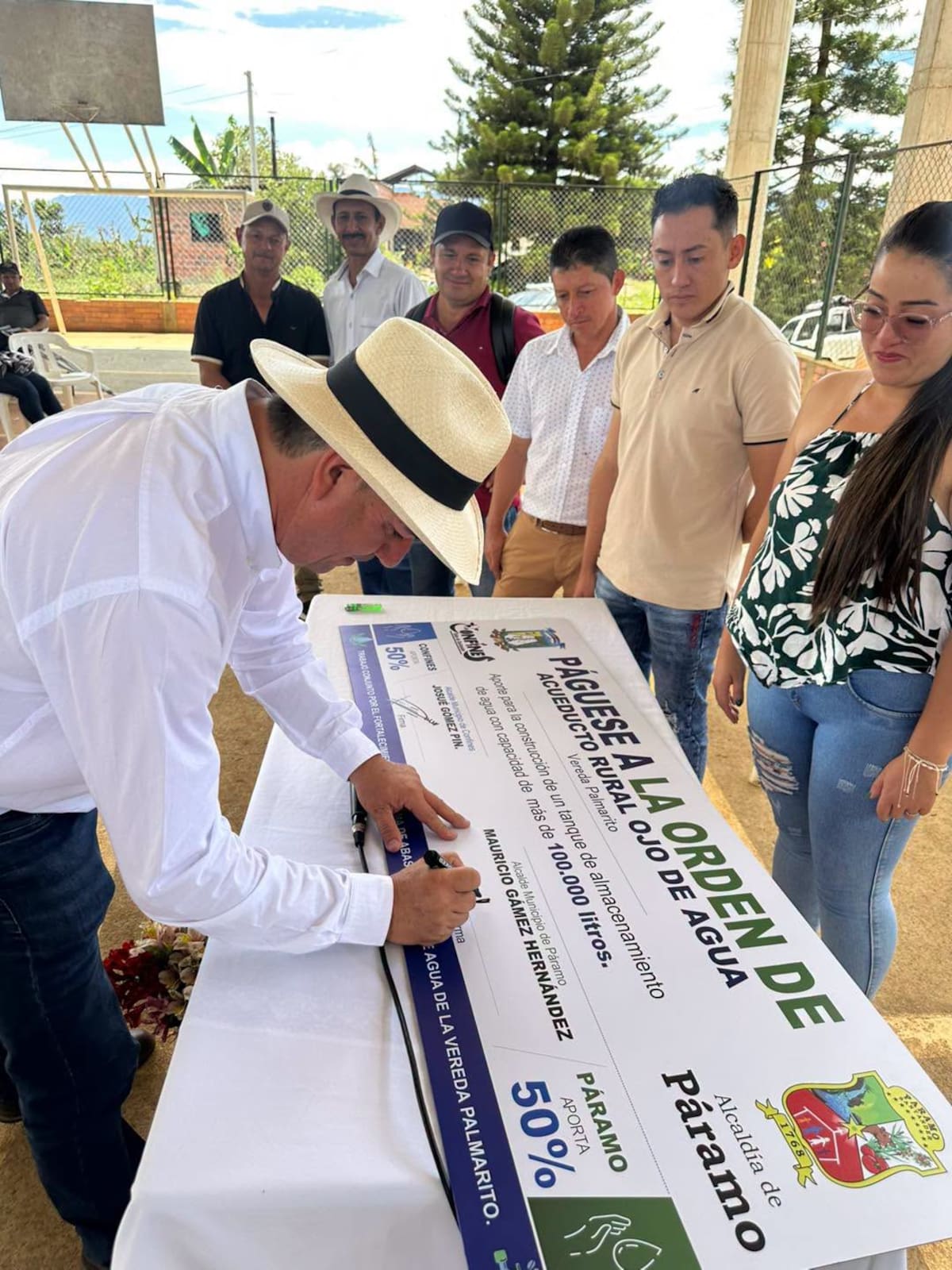 Los alcaldes de Páramo y Confines comprometieron nuevas inversiones para aumentar la capcadidad de almacenamiento del acueducto de Palmarito.