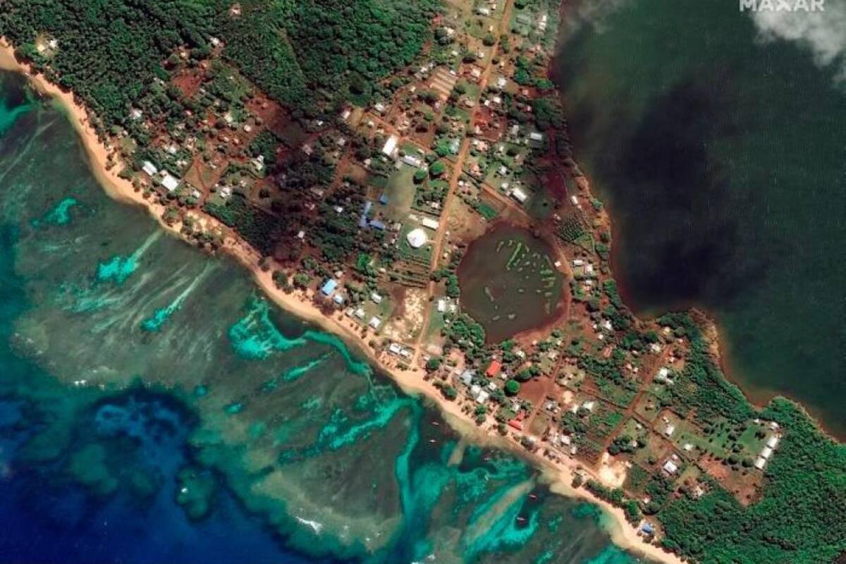 El país recibió un avión con un cargamento de ayuda de Nueva Zelanda, que está priorizando el suministro de agua potable, el problema más acuciante.