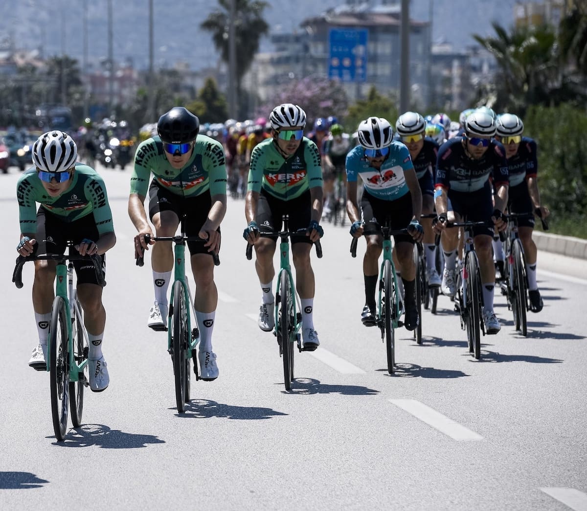 Iván Ramiro Sosa sigue líder del Tour de Turquía 2026. Foto: @EqKernPharma