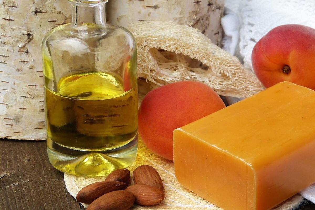 En lugar de contribuir a la contaminación, podemos darle una segunda vida útil al aceite de cocina usado. Una de las maneras más sorprendentes y beneficiosas es convirtiéndolo en jabón artesanal. / Banco de imágenes gratuito Pixabay. | VANGUARDIA