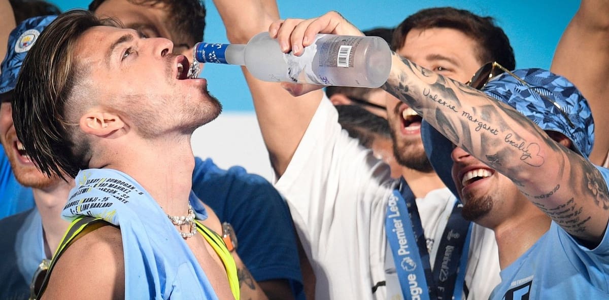 Jack Grealish en los festejos del Manchester City tras la obtención de la Champions League 2023. Foto: Redes sociales