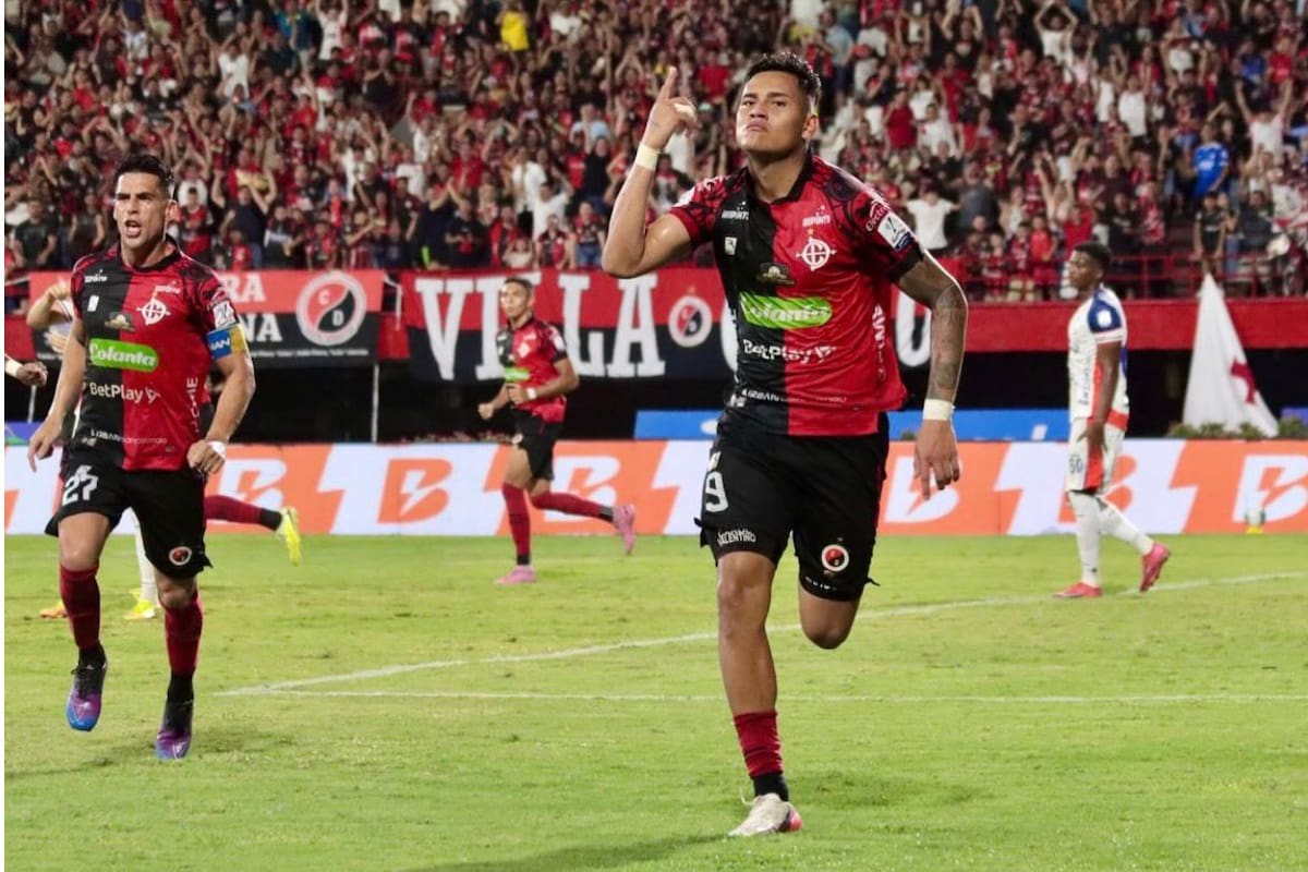 ¿Jaime Peralta se va del Cúcuta Deportivo? Esto se sabe sobre su futuro. Foto: Redes sociales Jaime Peralta