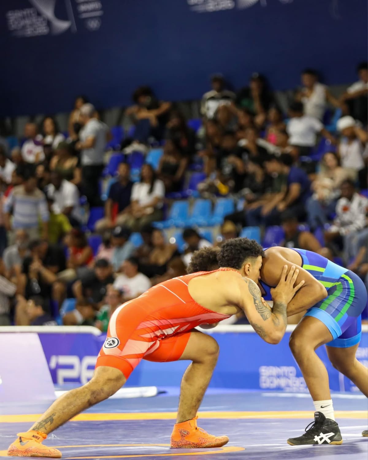 El luchador Jair Alexis Cuero protagonizó una hazaña al subir a lo más alto del podio en los recientes Juegos Centroamericanos y del Caribe. Foto: Ministerio del Deporte.