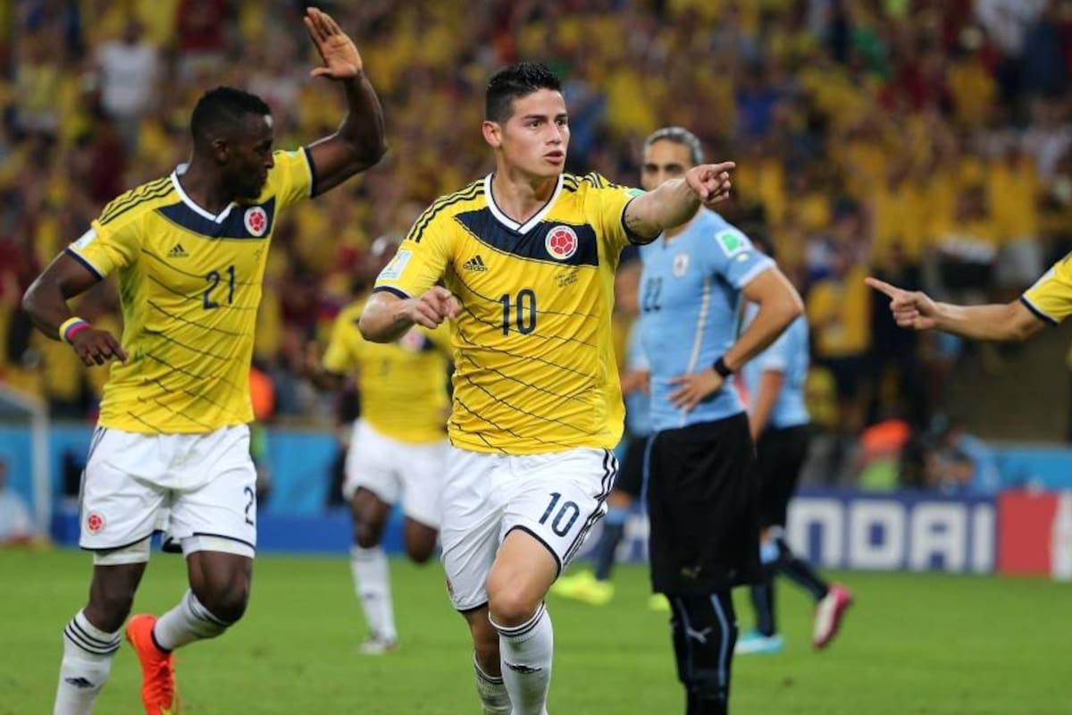 MUN50-172. RÍO DE JANEIRO (BRASIL), 28/06/2014.- El centrocampista colombiano James Rodríguez celebra el segundo gol marcado ante Uruguay, durante el partido Colombia-Uruguay, de octavos de final del Mundial de Fútbol de Brasil 2014, en el Estadio Maracaná de Río de Janeiro, Brasil, el 28 de junio de 2014. EFE/Paolo Aguilar