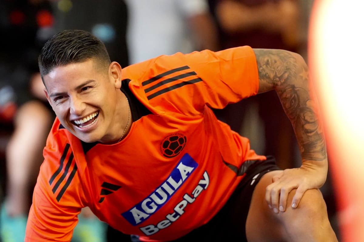James Rodríguez lideró los entrenamientos de la Selección Colombia para el partido frente a México. //Foto tomada de redes sociales: @FCFSeleccionCol