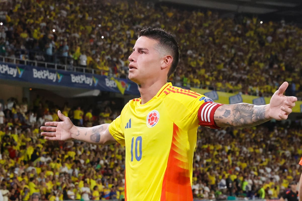 El capitán James Rodríguez encarriló este jueves la clasificación de Colombia al Mundial de 2026 y se consolidó como máximo goleador de su selección en las eliminatorias sudamericanas con 14. EFE/ Mauricio Dueñas Castañeda