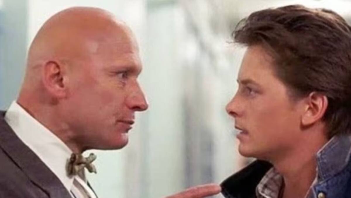 Murió James Tolkan, recordado por su papel el ‘Sr. Strickland’ en ‘Volver al futuro’.