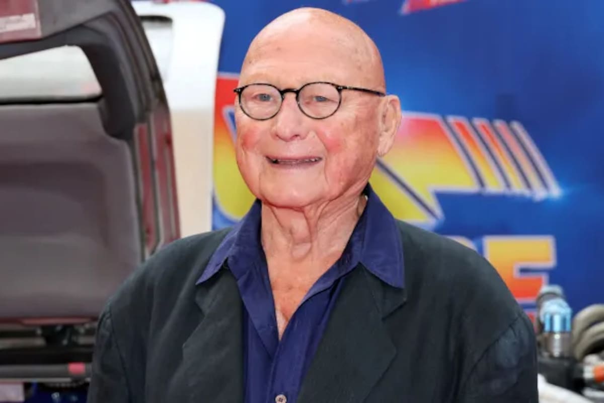 Murió el actor James Tolkan, reconocido por interpretar al director Strickland en Back to the Future, a los 94 años.