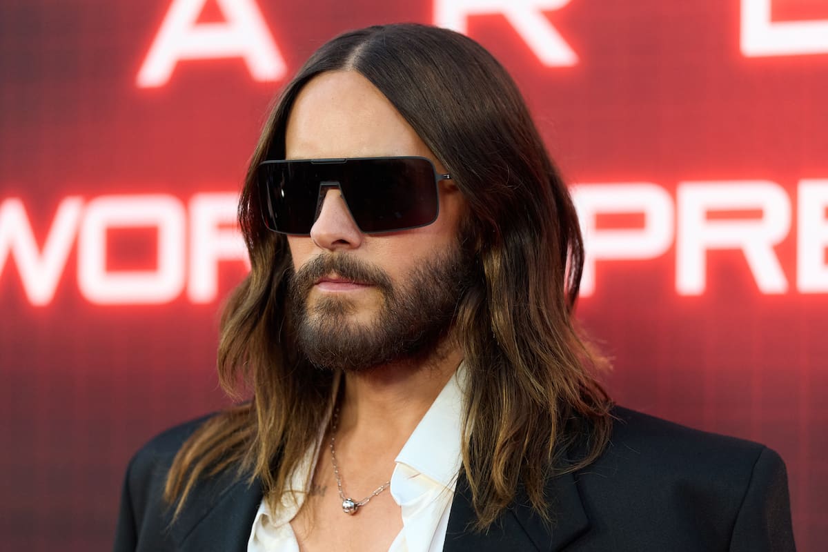 Fotografía de archivo en la que se captó a actor y cantante estadounidense Jared Leto, a las afueras del Teatro Chino, en Los Ángeles (CA, EE.UU.). EFE/Allison Dinner