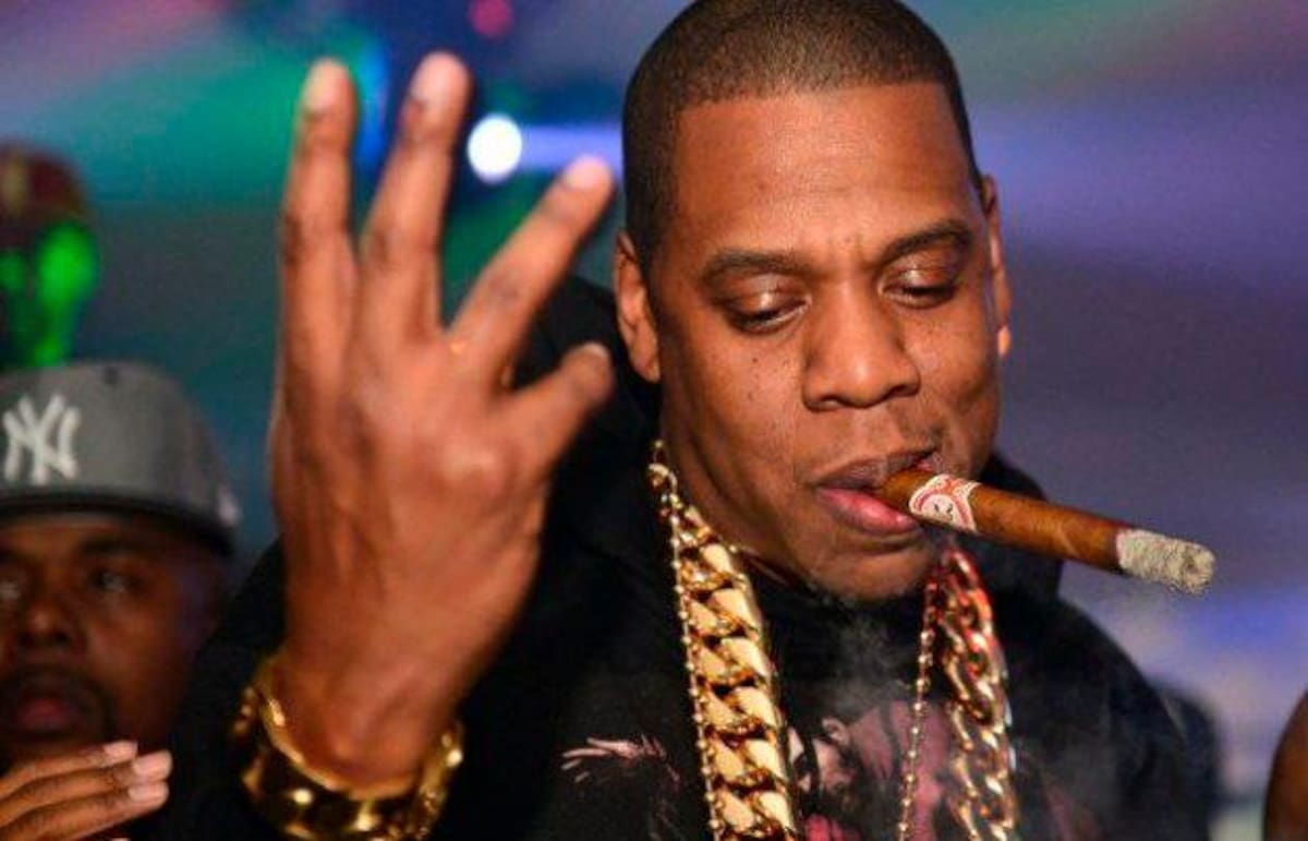 A sus 53 años Jay-Z es el rapero más influente de la historia, goza de una afamada carrera musical está casado con Beyonce y fue nombrado por la revista Forbes como el primer artista de hip-hop en convertirse en multimillonario. EFE / VANGUARDIA