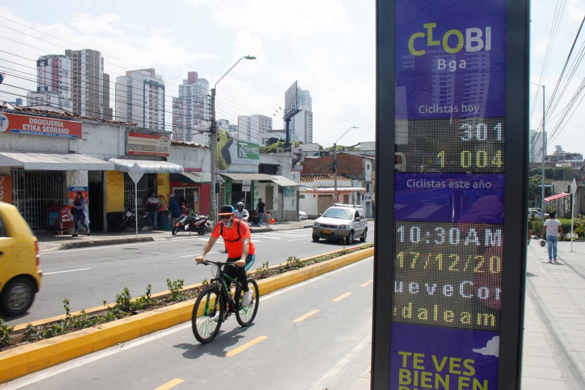 El artefacto cuenta con varios sensores que trabajan de forma simultánea para prevenir que, por ejemplo, motocicletas o ventas ambulantes incidan en las estadísticas que se recaudan. (Fotos: Jaime Del Río / VANGUARDIA)