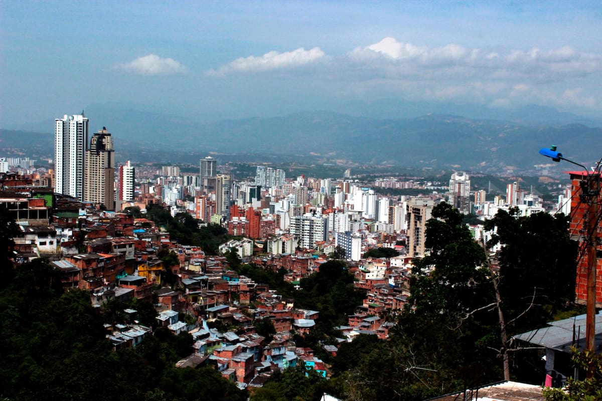 El viaje de millones de toneladas de partículas inició desde hace aproximadamente una semana, desde el norte de África, hasta América, impulsado por los vientos; ahora se espera que su desplazamiento sea hacia Centroamérica, mejorando las condiciones atmosféricas en el país. (Foto: Jaime del Río / VANGUARDIA)