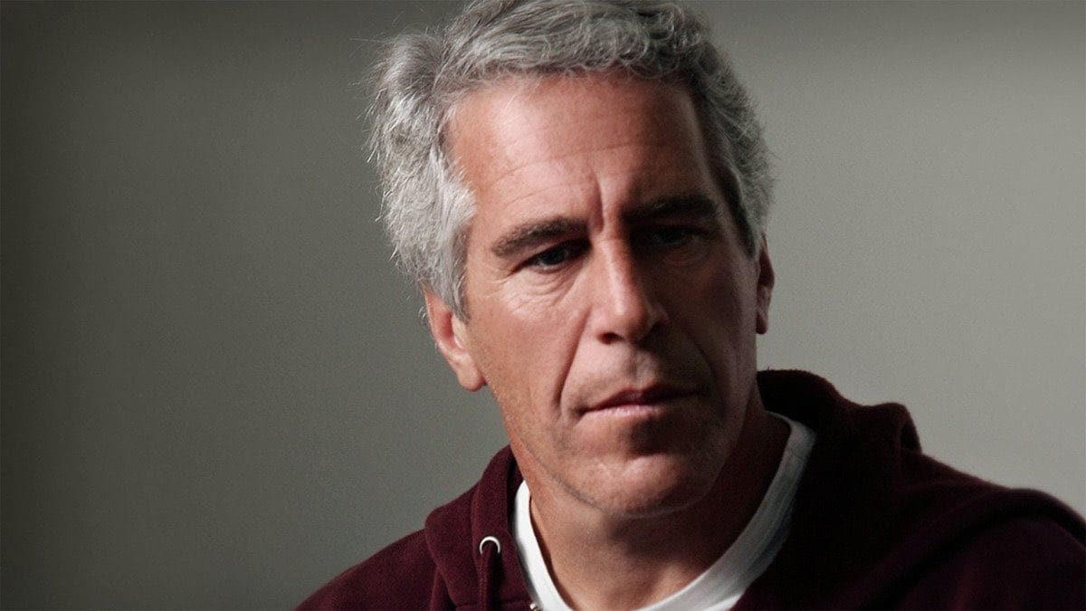 Un juez de Nueva York ha hecho pública la supuesta nota de suicidio de Jeffrey Epstein. En el texto, afirma que fue investigado durante meses sin resultados y termina con la frase: “No vale la pena”.