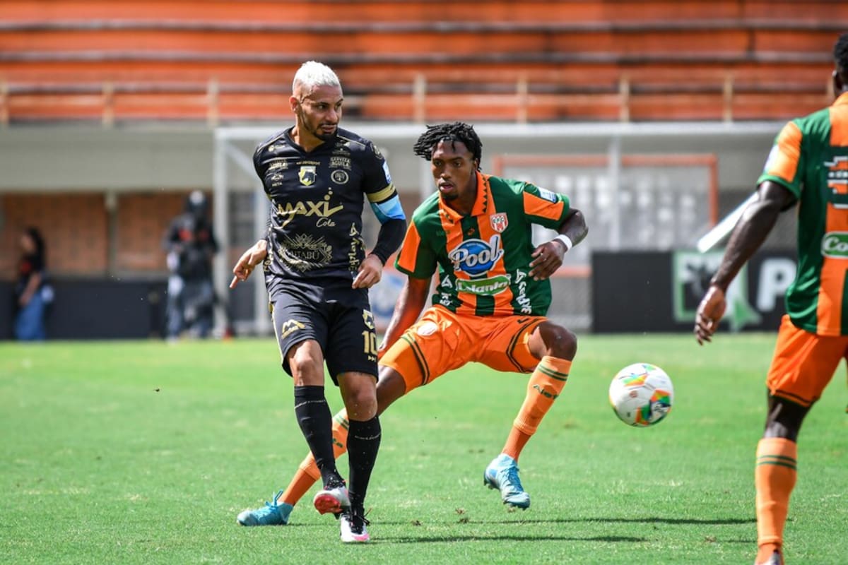 Jhon Gamboa aparece en los planes de Atlético Bucaramanga para reforzar la defensa de 2026. Foto: Colprensa.
