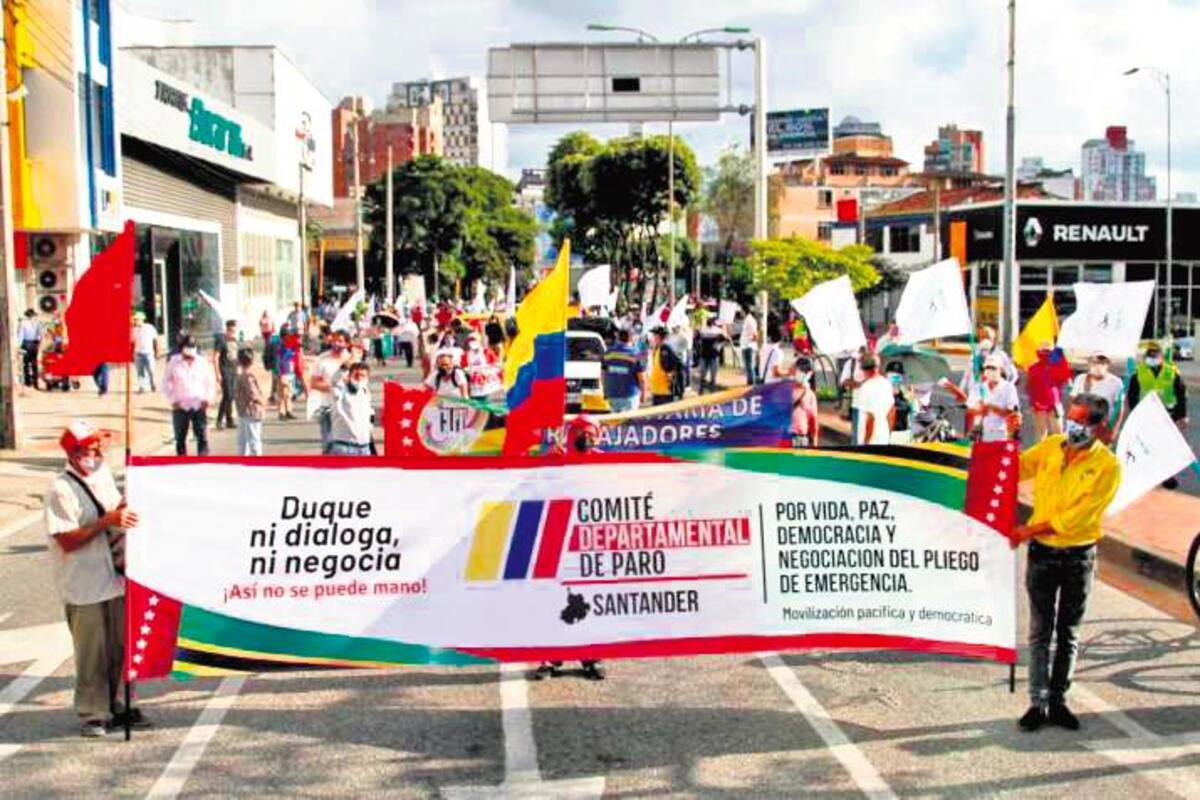 La manifestación principal recorrerá vías como la carrera 27 y la calle 36, y finalizará en la Plaza Cívica con diversas actividades programadas, entre ellas discursos y actos culturales. (Foto: Archivo / VANGUARDIA)