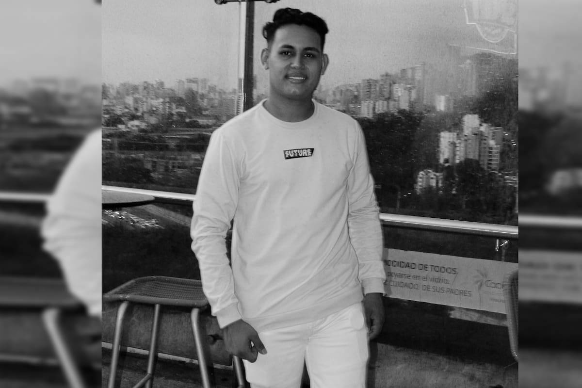 Jonatan Castañeda Gamboa, de 24 años, murió en un accidente de tránsito ocurrido en la vía Bucaramanga–Girón.