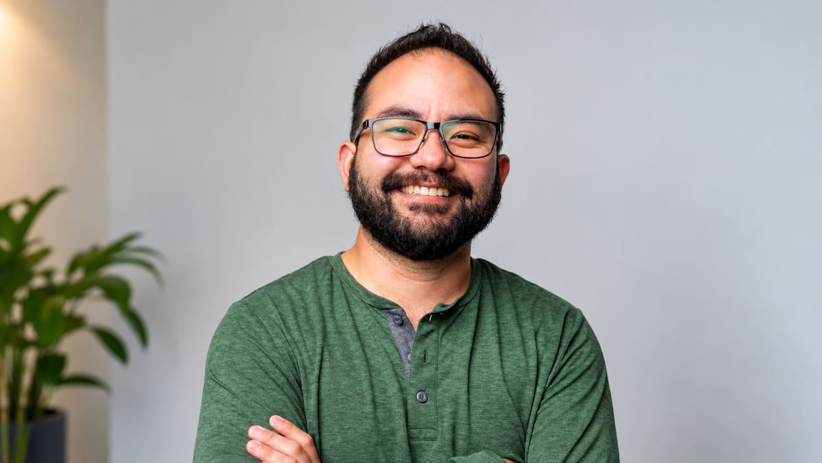 Jonathan McKinsey, ejecutivo de The New York Times, fue hallado muerto tras un tiroteo en California. Sus suegros fueron detenidos mientras las autoridades investigan el crimen y su posible móvil. Foto: Linkedin