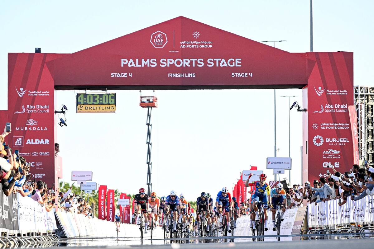 Jonathan Milan reaparece en Fujairah, Tiberi mantiene el maillot rojo. Foto: @giroditalia