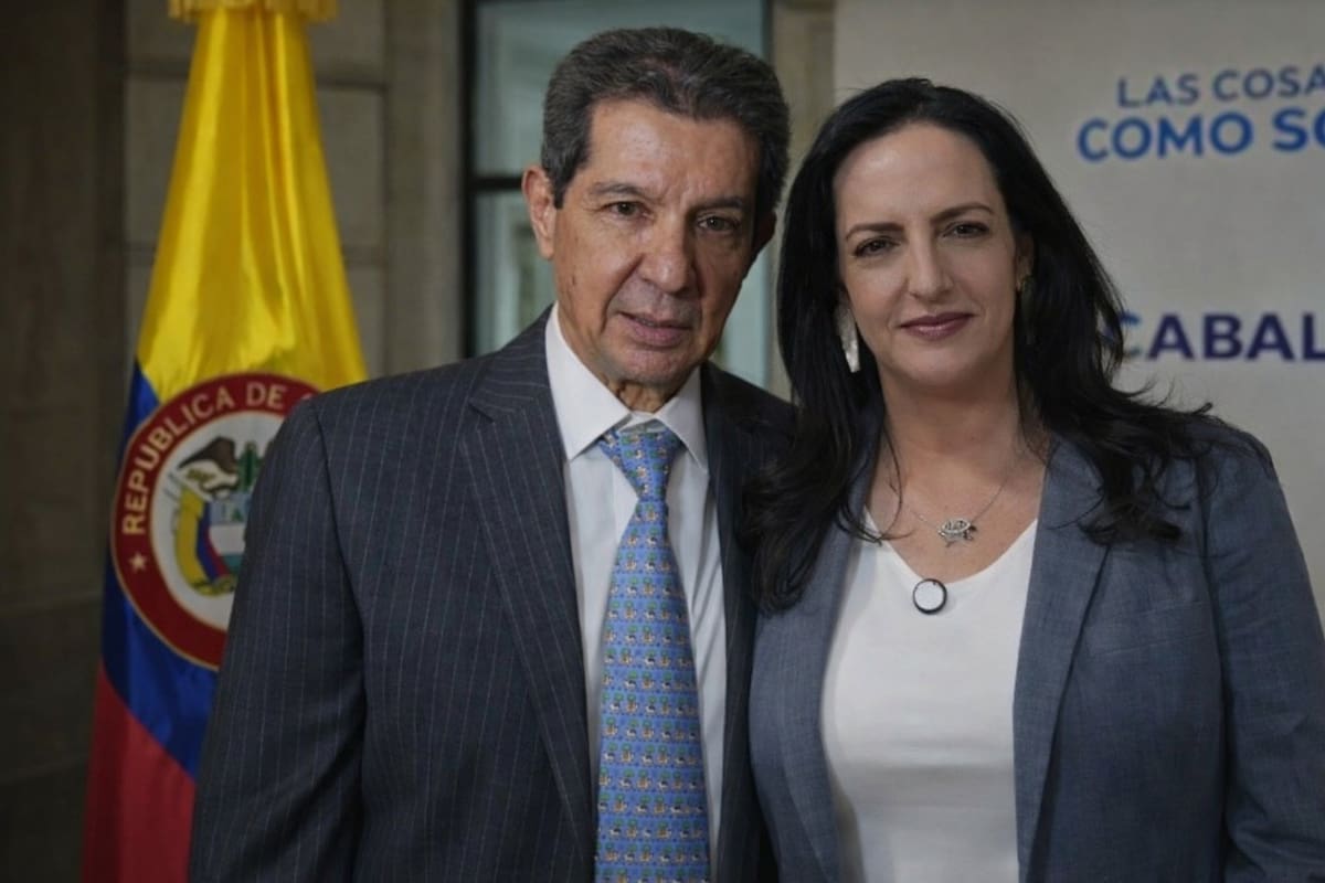 José Félix Lafaurie propuso una escisión del Centro Democrático, que le permita a María Fernanda Cabal formar su propia agrupación política.