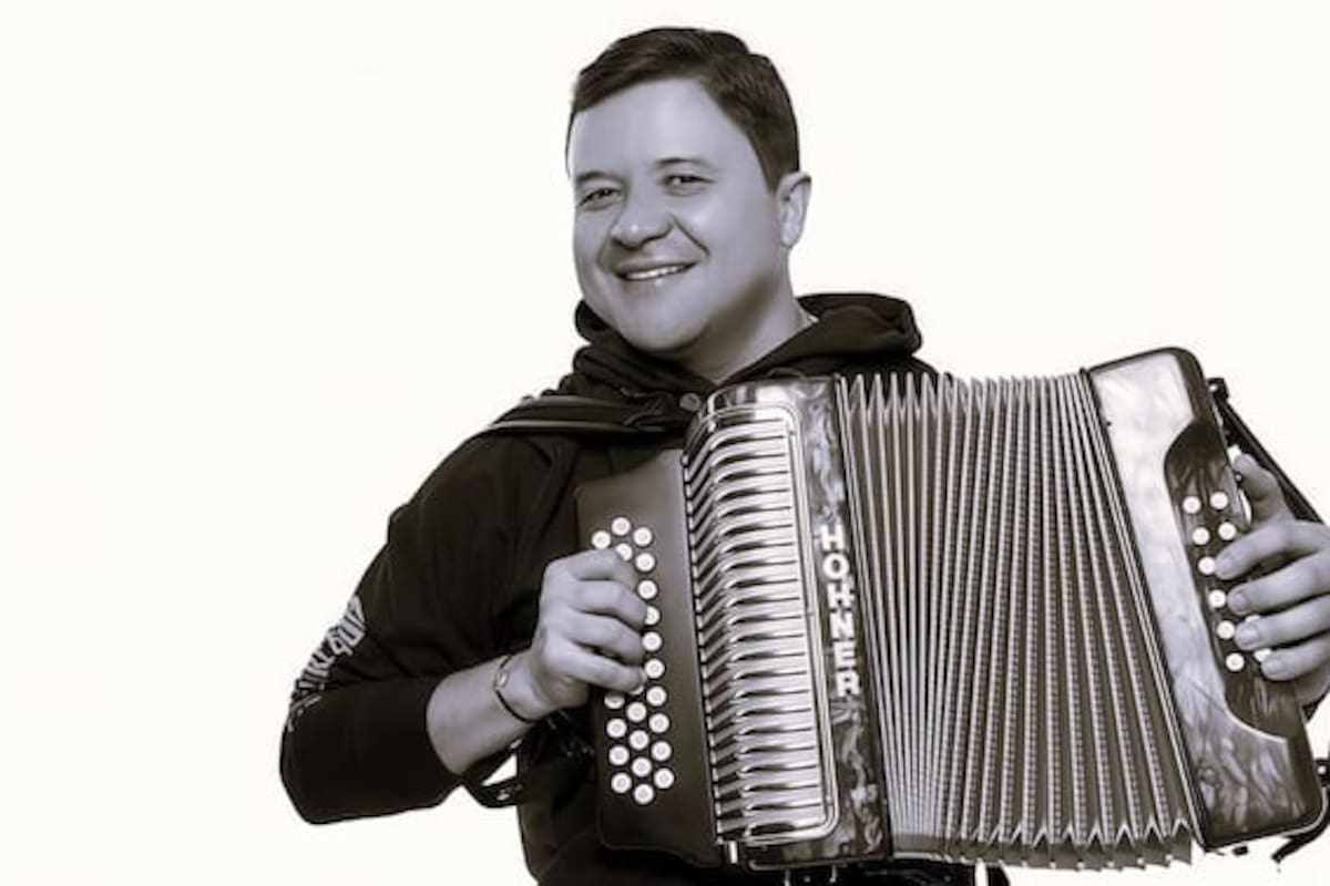 José 'Joche' Zuluaga grabó el cantante Ramiro Padilla la canción 'La dueña de mi suerte' de Tico Mercado. Un gran éxito del vallenato.