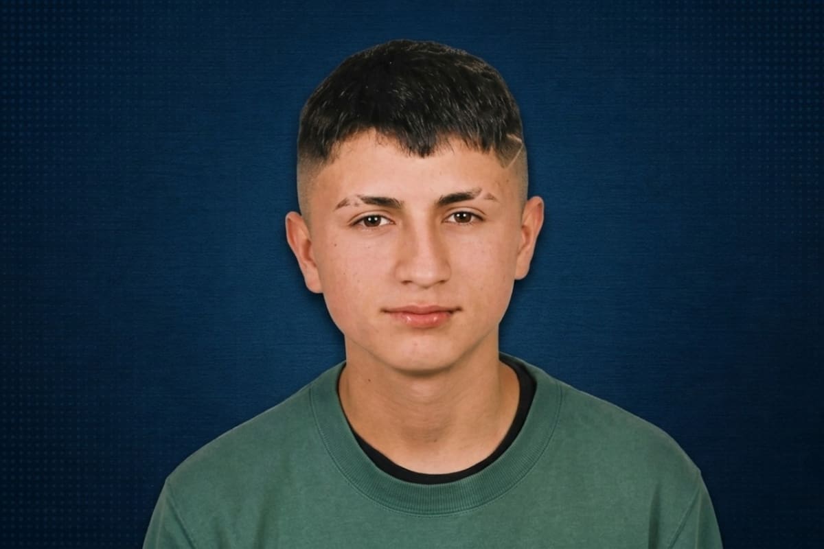Joven reportado desaparecido en Bogotá fue encontrado sin vida en sector de Bosa. | Foto: Tomada de redes aviso de desaparecido, ajustada con IA.