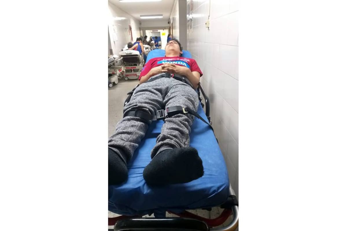 Según los familiares, la situación del joven Edwin Solón Sepúlveda es muy grave, ya que el tumor que padeció hace 10 años reapareció y lo tiene postrado en una cama. (Foto: Suministrada / VANGUARDIALIBERAL)