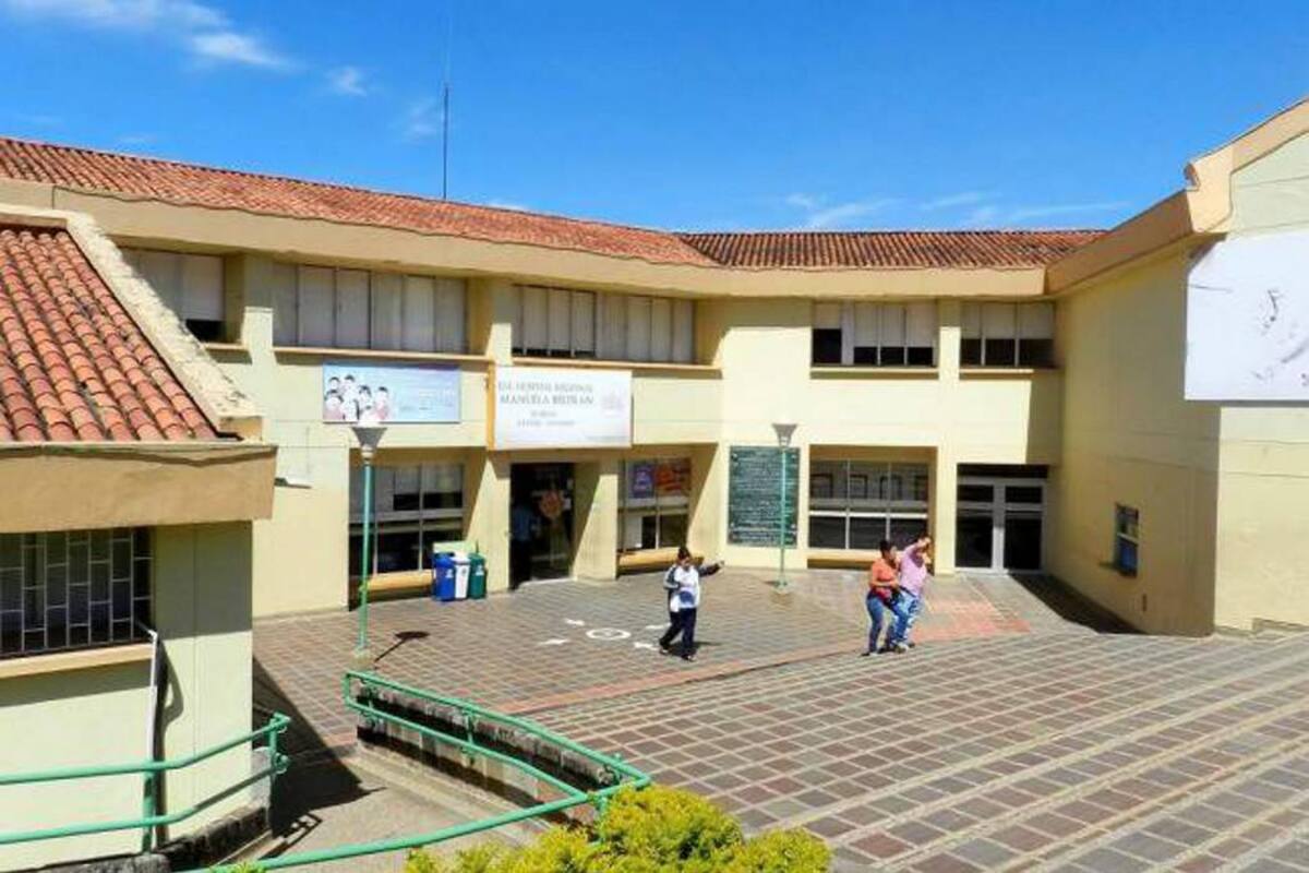 El menor fue atendido en el Hospital de Vélez, pero por la gravedad de las heridas fue trasladado al Hospital Manuela Beltrán, donde perdió la vida en horas de la tarde. (Foto: Archivo /VANGUARDIA LIBERAL)